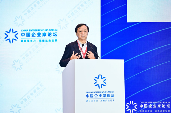 李小加：在AI“航空时代”	，企业家必须亲自“开飞机	”