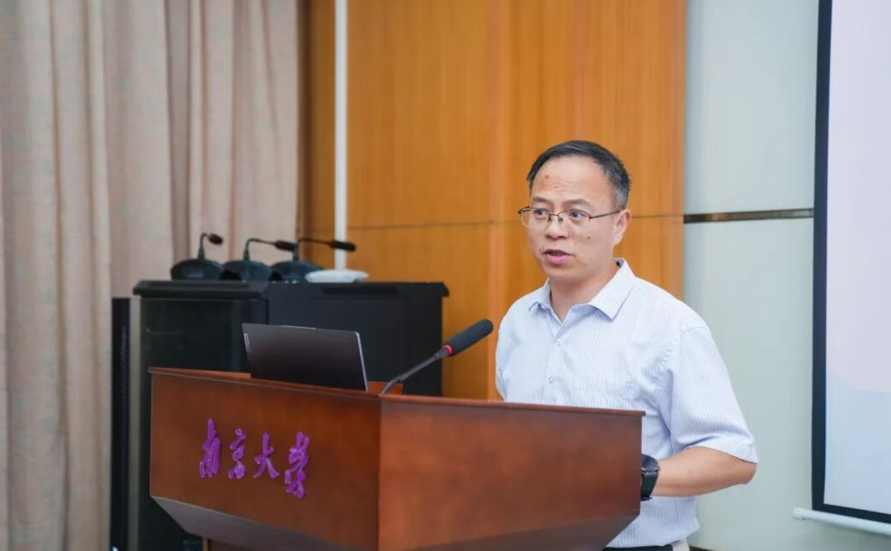人民银行江苏省分行行长周诚君：技术转移与科技金融人才	，是弥合技术创新与资本市场之间鸿沟的桥梁
