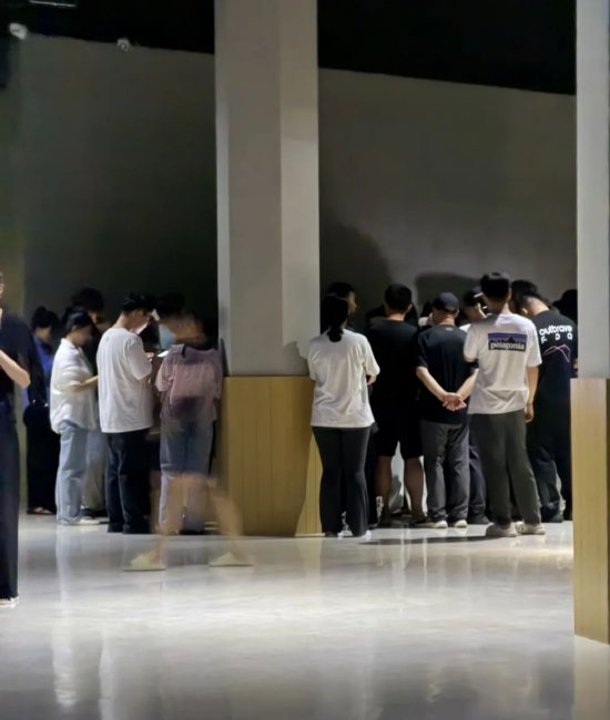阿那亚突发大停电，官方回应：园区外线路故障所致，正抓紧抢修