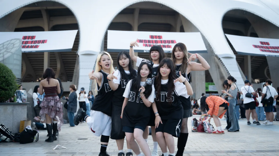 防弹少年团巡演提振盈利预期，HYBE股价大涨10%